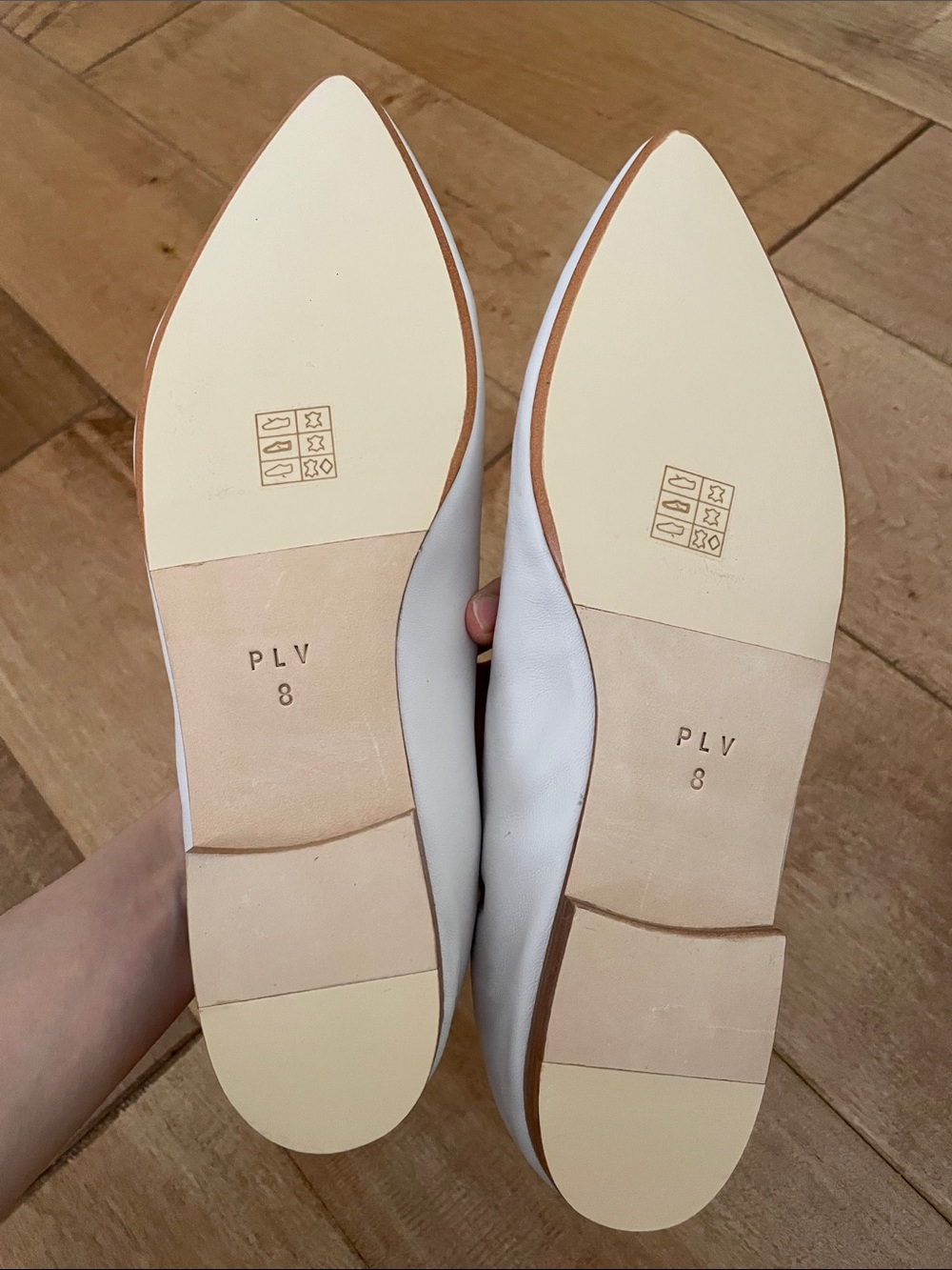 Pour La Victoire ivory leather ballet flats - Picture 5 of 8